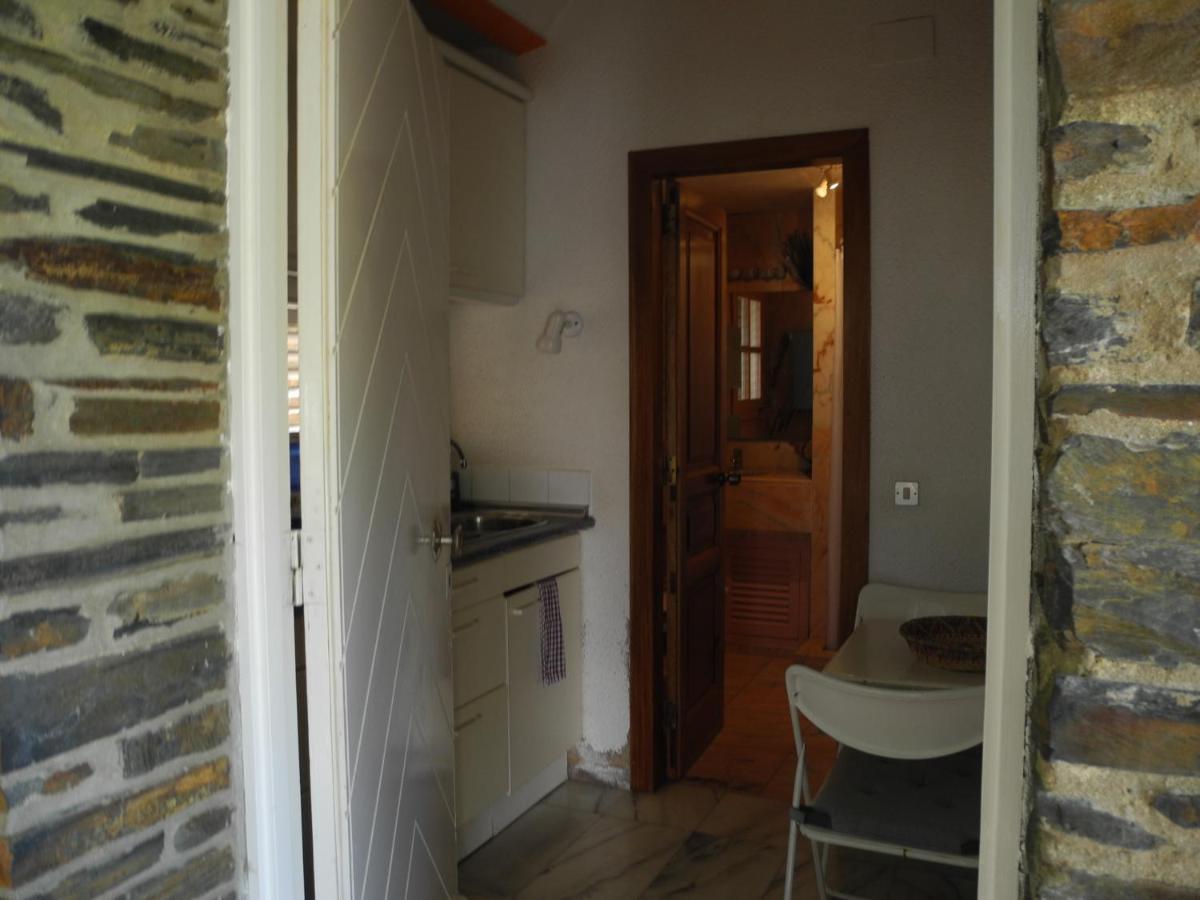 Tranquilos Estudios Cerca De La Playa Cadaques Exterior photo